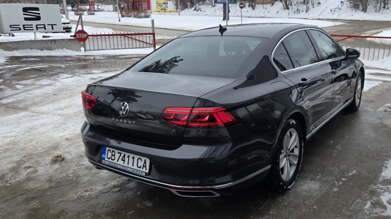 VW Passat MATRIX ; ДИГИТАЛ ; КОЖА ; СЕДАН ; БЕНЗИН ; 190 к.с, снимка 4 - Автомобили и джипове - 53383316