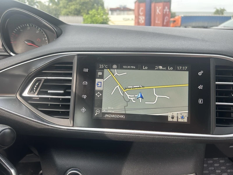 Peugeot 308, снимка 7 - Автомобили и джипове - 53496874