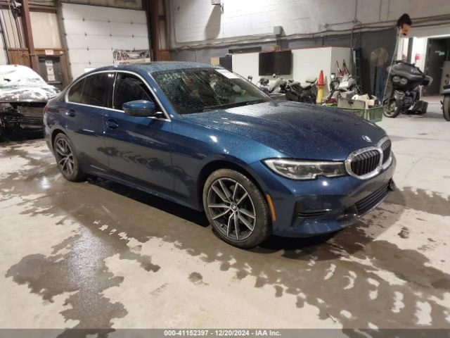 BMW 330 I XDRIVE, Минимална щета, Реални километри!, снимка 1 - Автомобили и джипове - 48801432