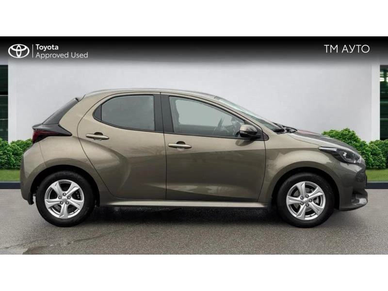 Toyota Yaris 1.5P CVT FANCY, снимка 17 - Автомобили и джипове - 54075465