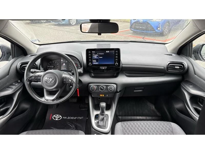 Toyota Yaris 1.5P CVT FANCY, снимка 8 - Автомобили и джипове - 54075465