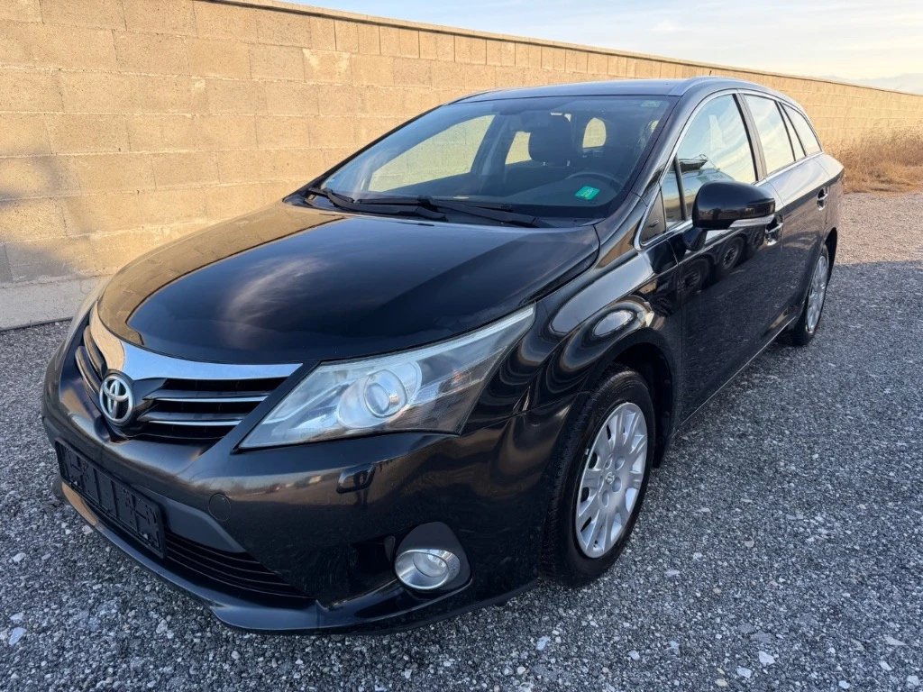 Toyota Avensis 1.8 VALVEMATIC* FACELIFT, снимка 1
