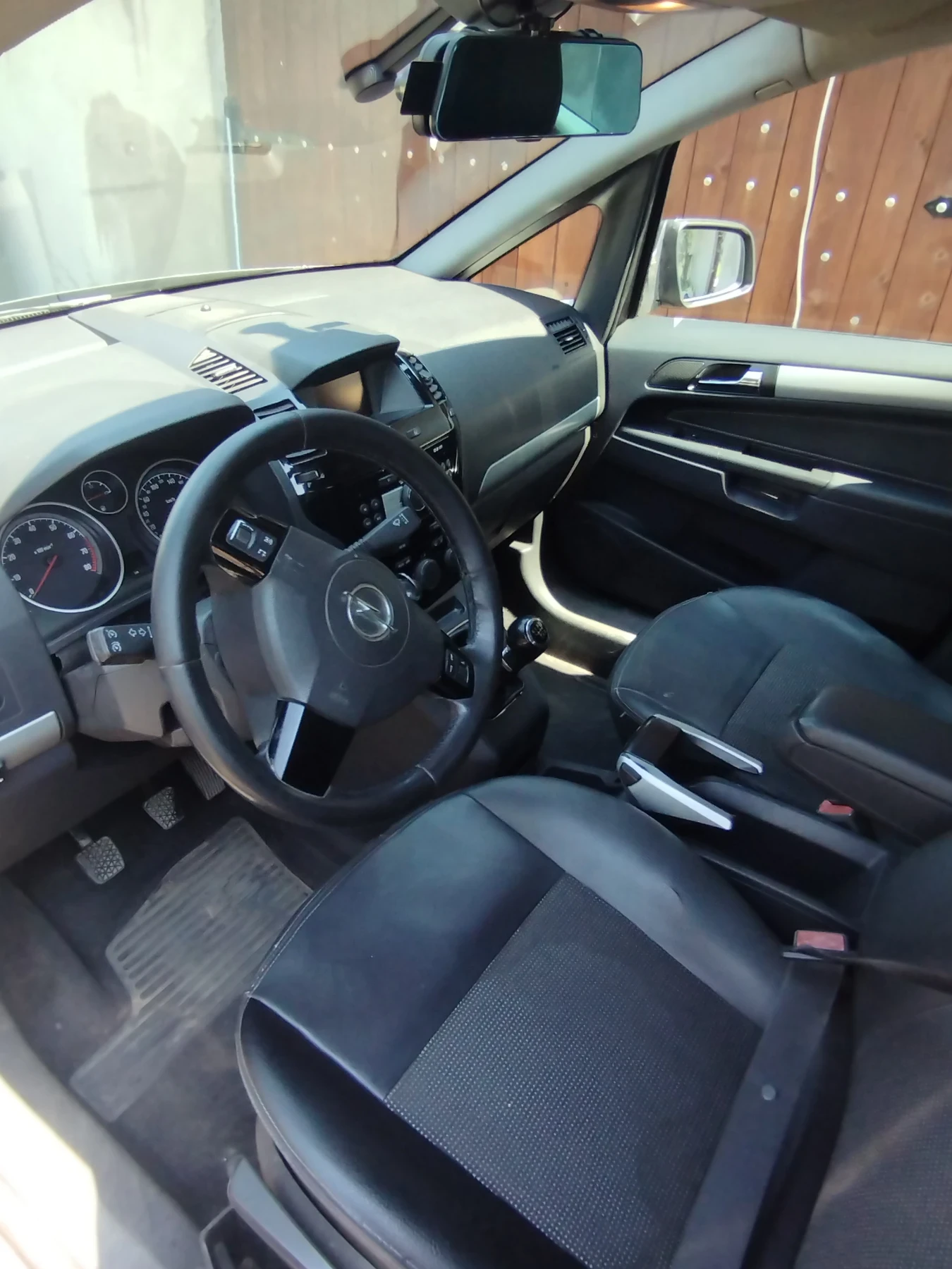 Opel Zafira Опел Зафира Б 1.6, 150к.с., бензин-газ - изображение 8