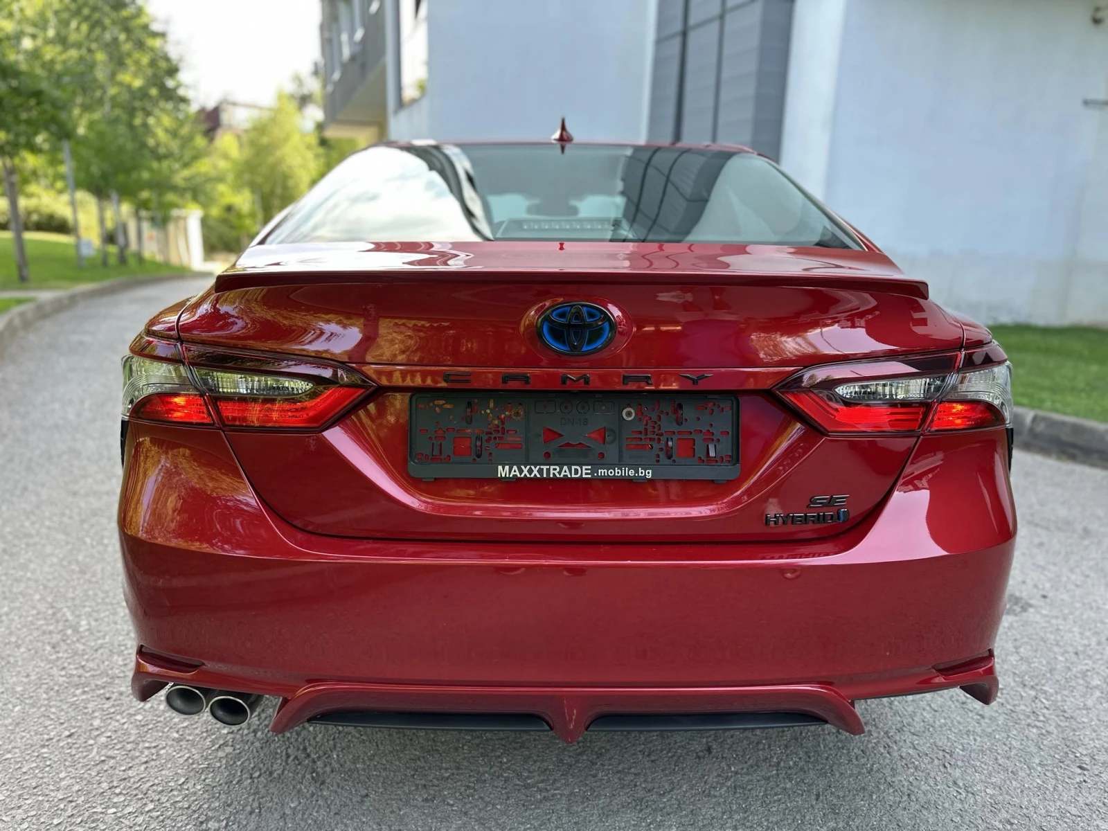 Toyota Camry 2.5i / HYBRID - изображение 6