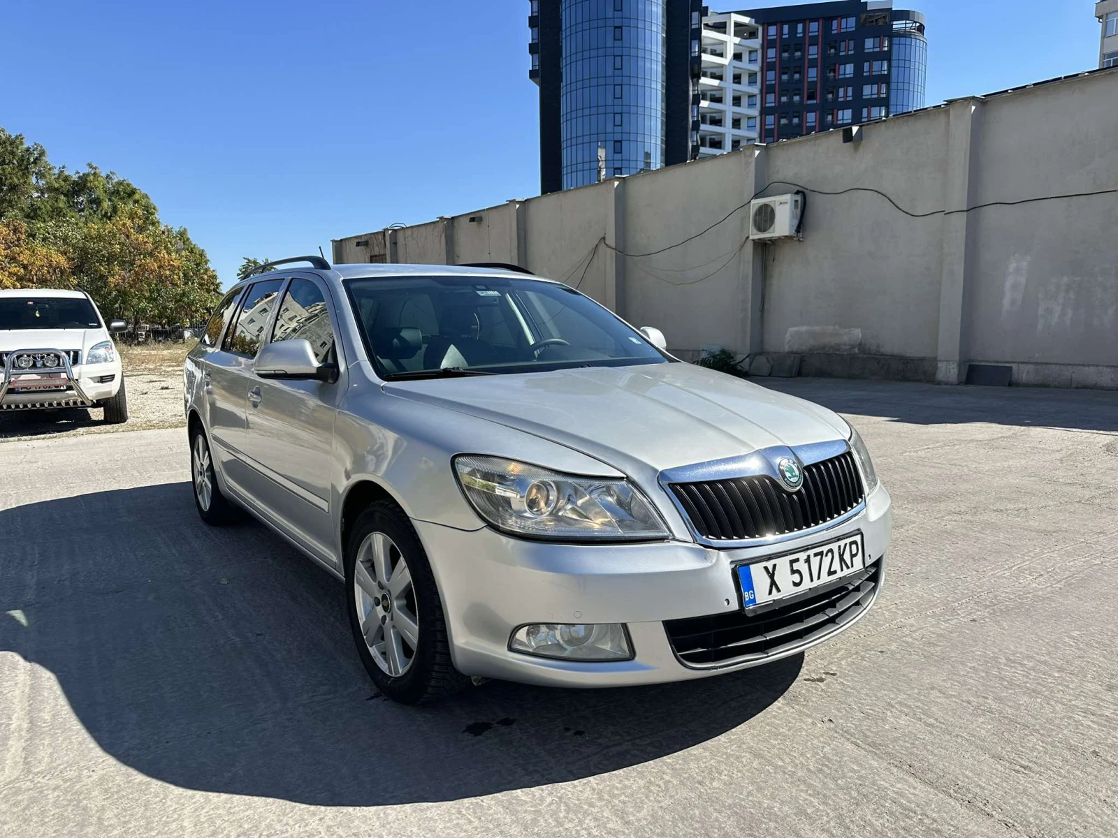 Skoda Octavia 1.6 - изображение 2