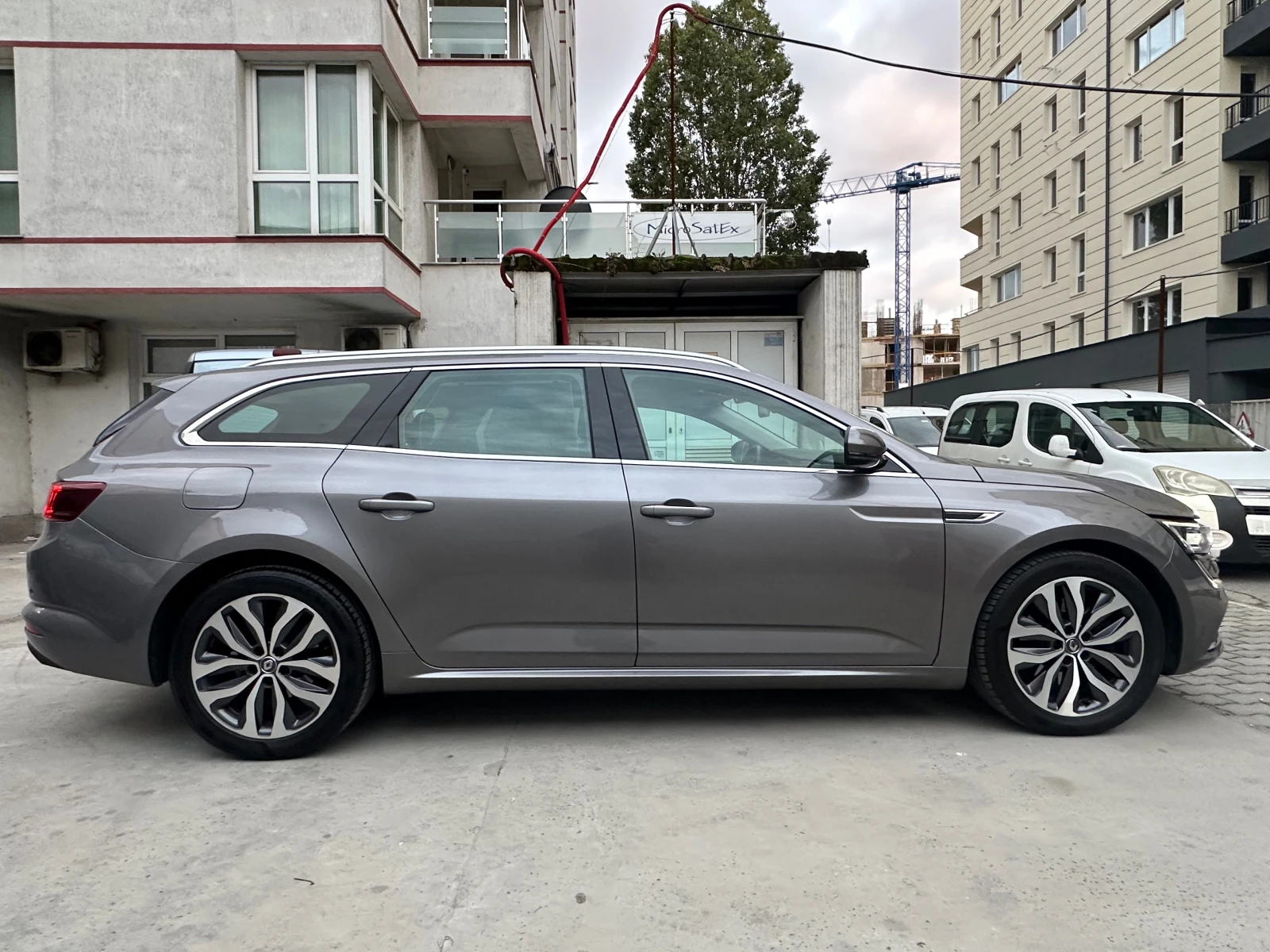 Renault Talisman 1.6dci, FULL LED, HeadUp, BOSE, Distronic, Swiss - изображение 6