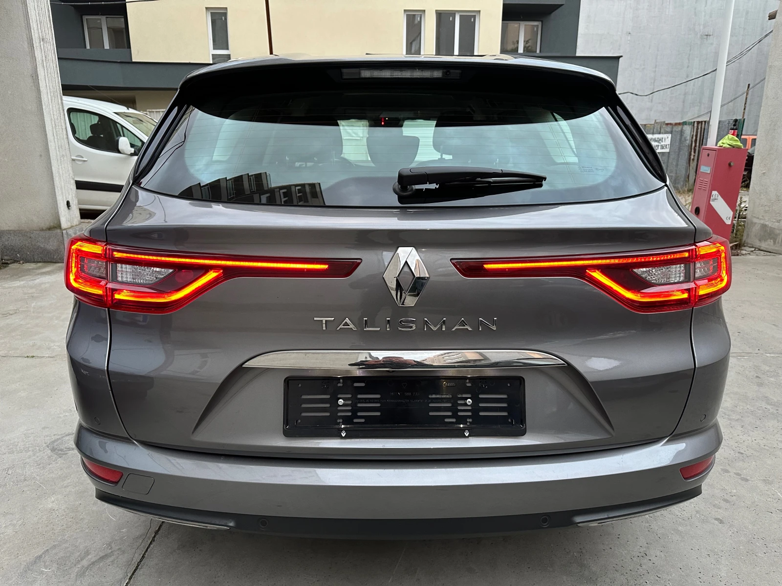 Renault Talisman 1.6dci, FULL LED, HeadUp, BOSE, Distronic, Swiss - изображение 4