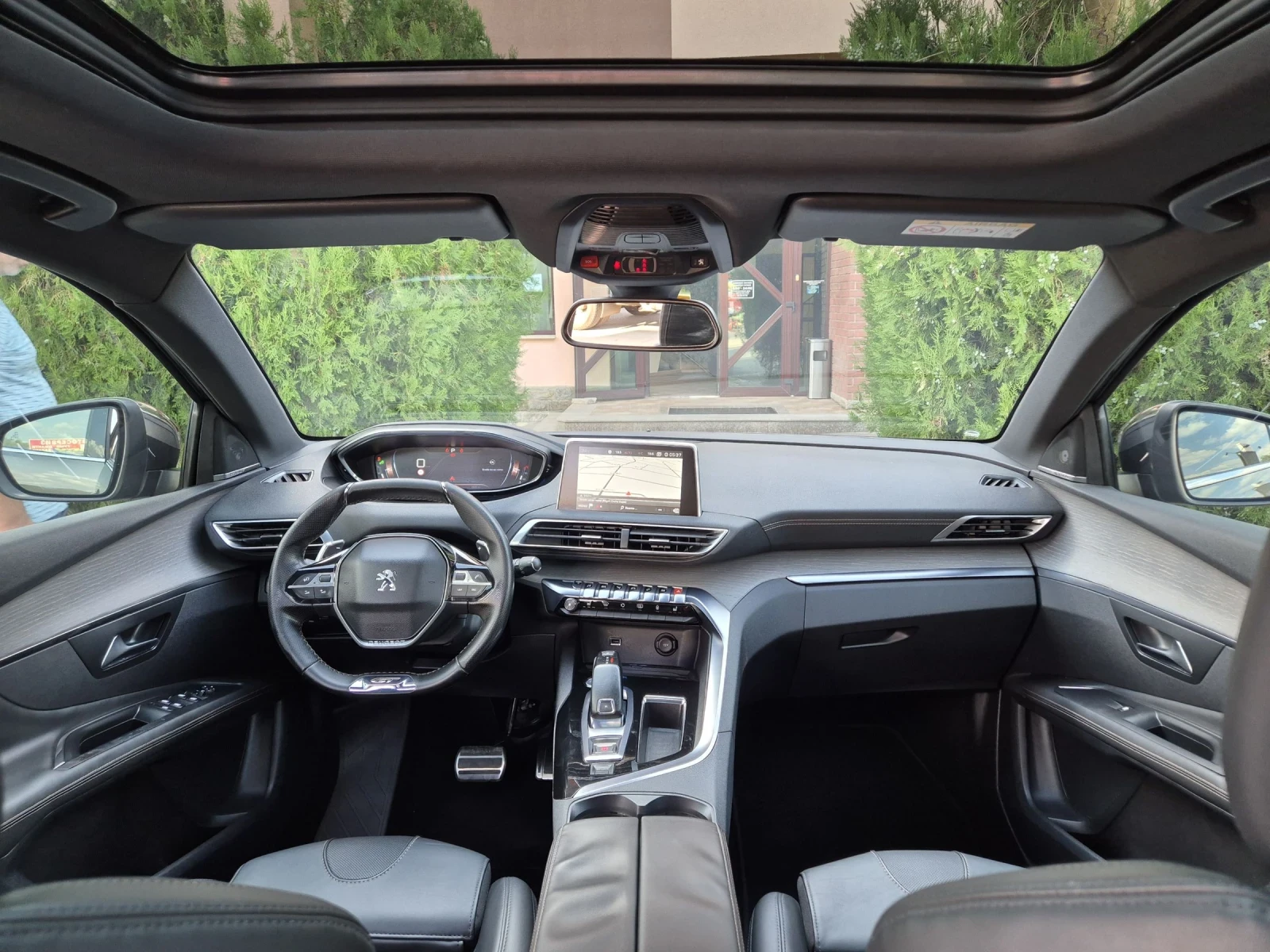 Peugeot 3008 2.0HDI-180кс//GT line//ДИСТРОНИК/КОЖА/ПАНОРАМА  - изображение 7