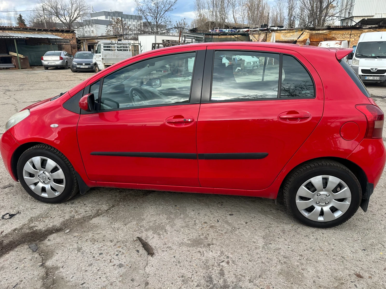 Toyota Yaris 1.3 ��� ��������� | Mobile.bg � ����������� 11