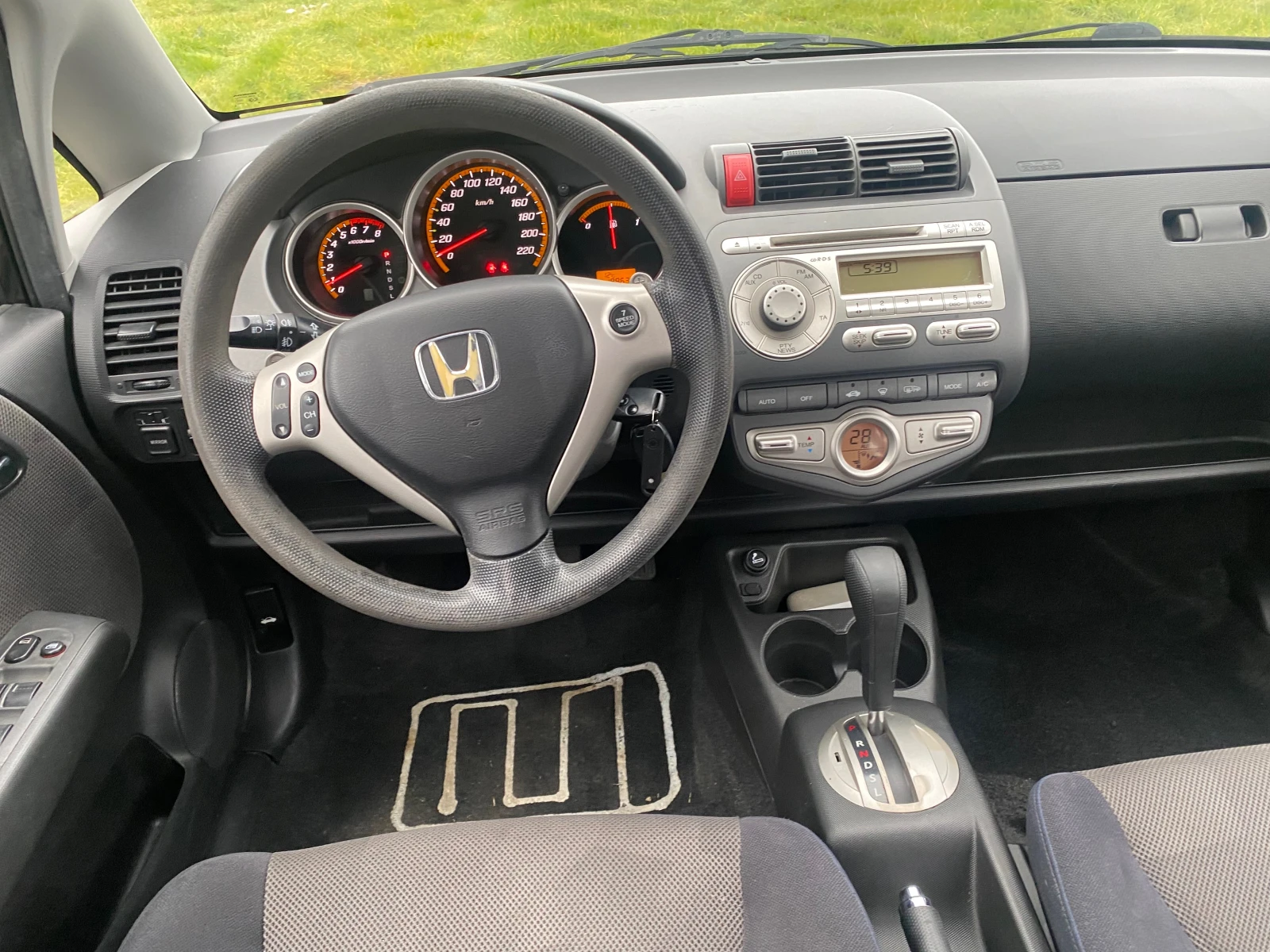 Honda Jazz 1, 4 ��������� 8 �� ���� � ������ ���������!!! | Mobile.bg � ����������� 15