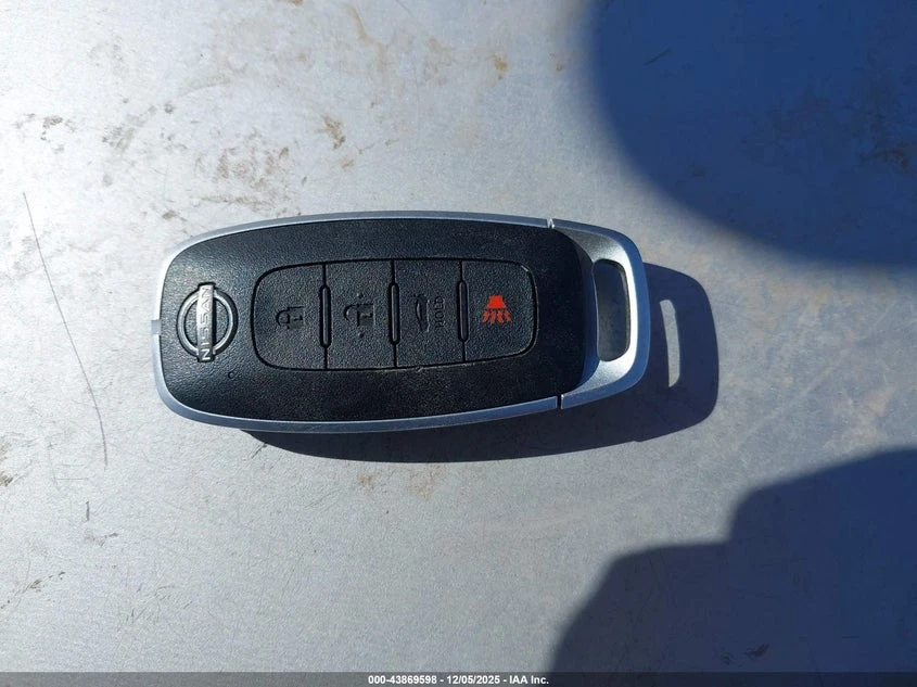 Nissan Sentra 2l S, снимка 11 - Автомобили и джипове - 54015265