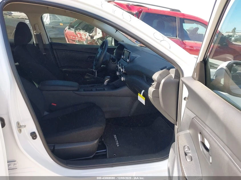 Nissan Sentra 2l S, снимка 5 - Автомобили и джипове - 54015265