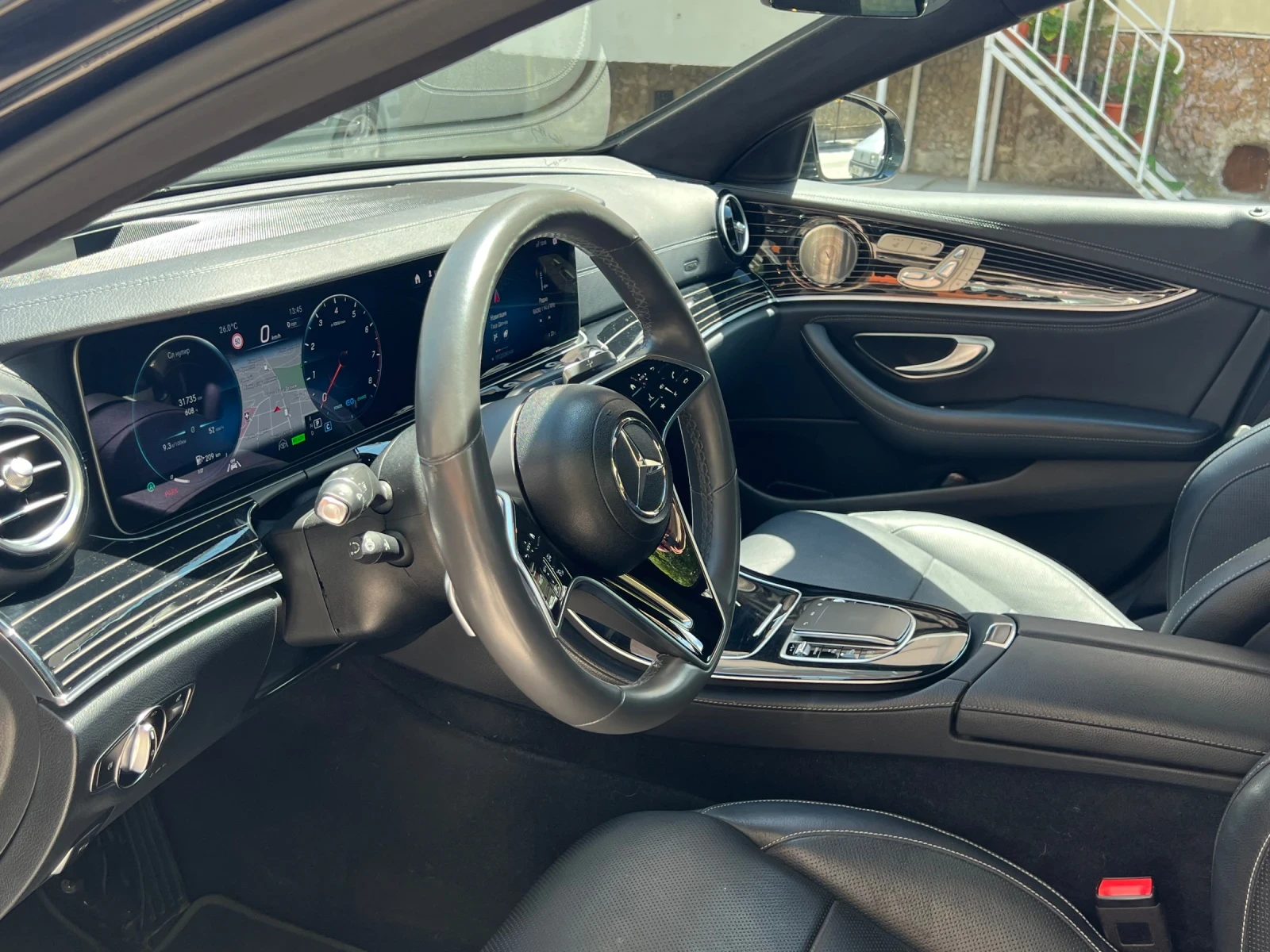 Mercedes-Benz E 450 4 Matic, снимка 4 - Автомобили и джипове - 54320933