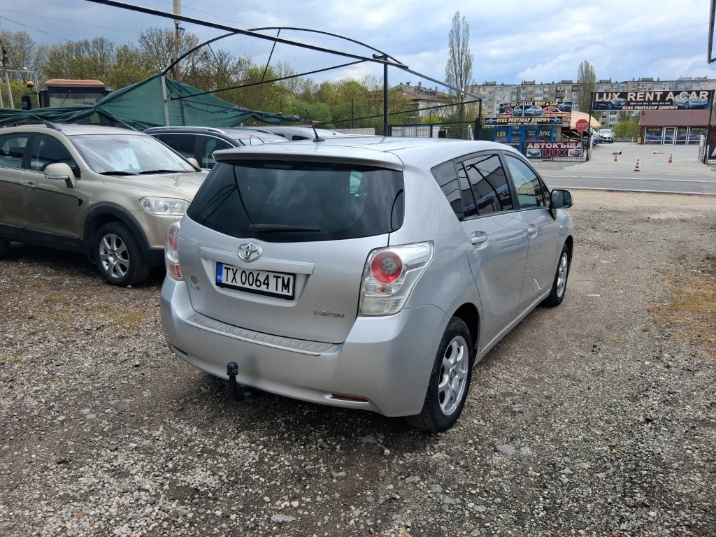 Toyota Verso, снимка 5 - Автомобили и джипове - 54464507