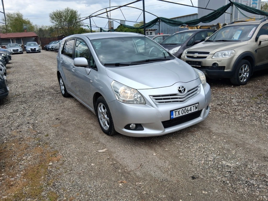 Toyota Verso, снимка 3 - Автомобили и джипове - 54464507