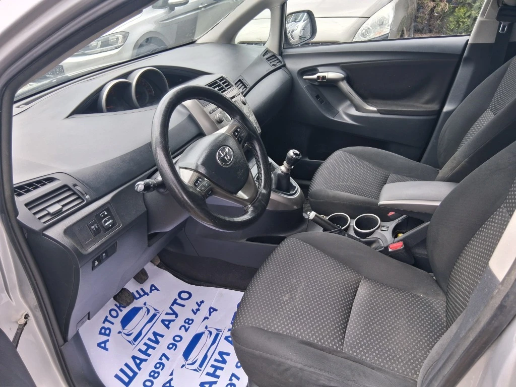 Toyota Verso, снимка 7 - Автомобили и джипове - 54464507