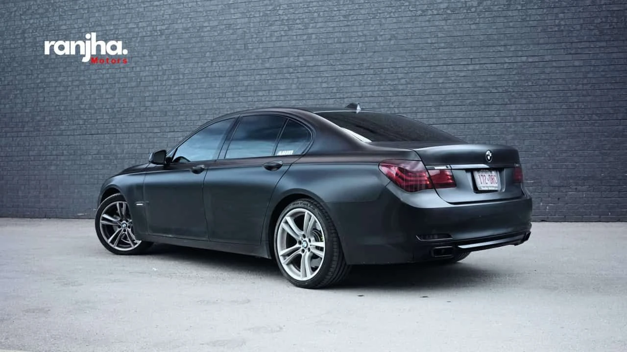 BMW 750 * CARFAX * ЦЕНА ДО БГ, снимка 4 - Автомобили и джипове - 54642963