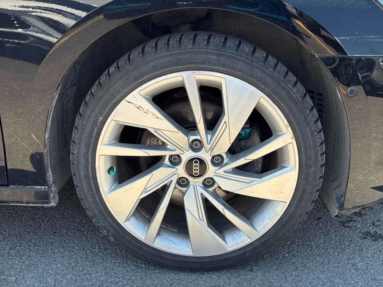 Audi A3 * Komfort * CARFAX * БЕЗ ПЪРВОНАЧАЛНА ВНОСКА, снимка 7 - Автомобили и джипове - 54703312