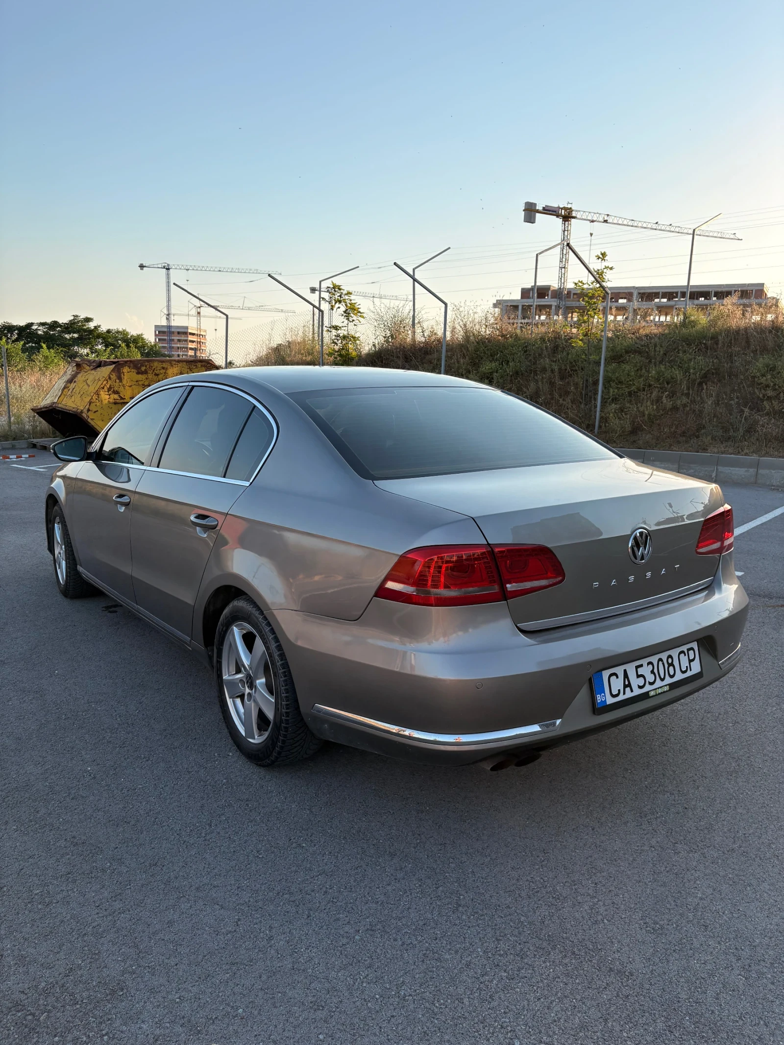 VW Passat, снимка 6 - Автомобили и джипове - 55098248