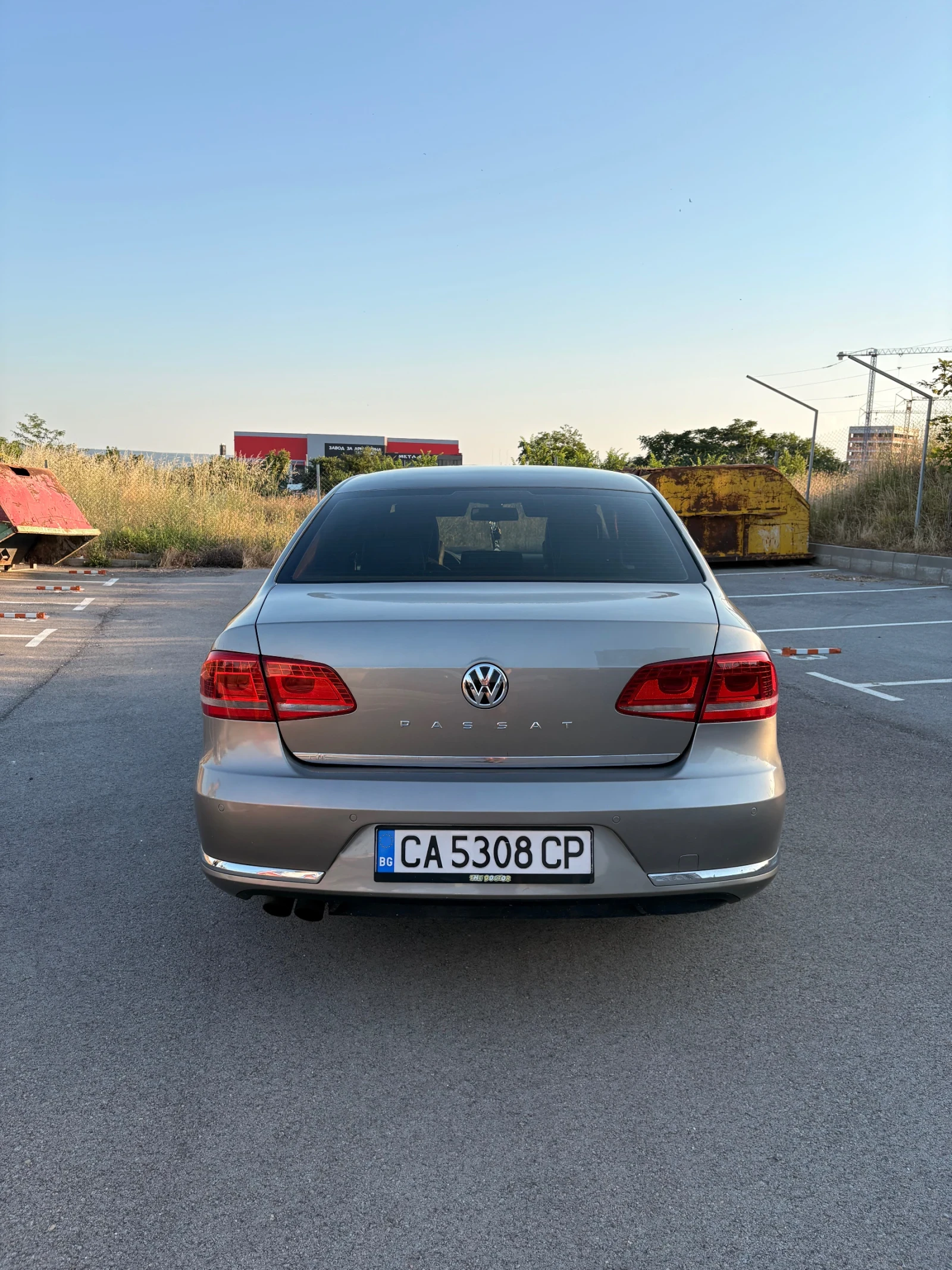 VW Passat, снимка 2 - Автомобили и джипове - 55098248