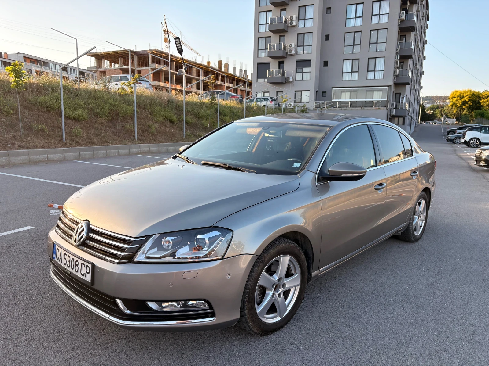 VW Passat