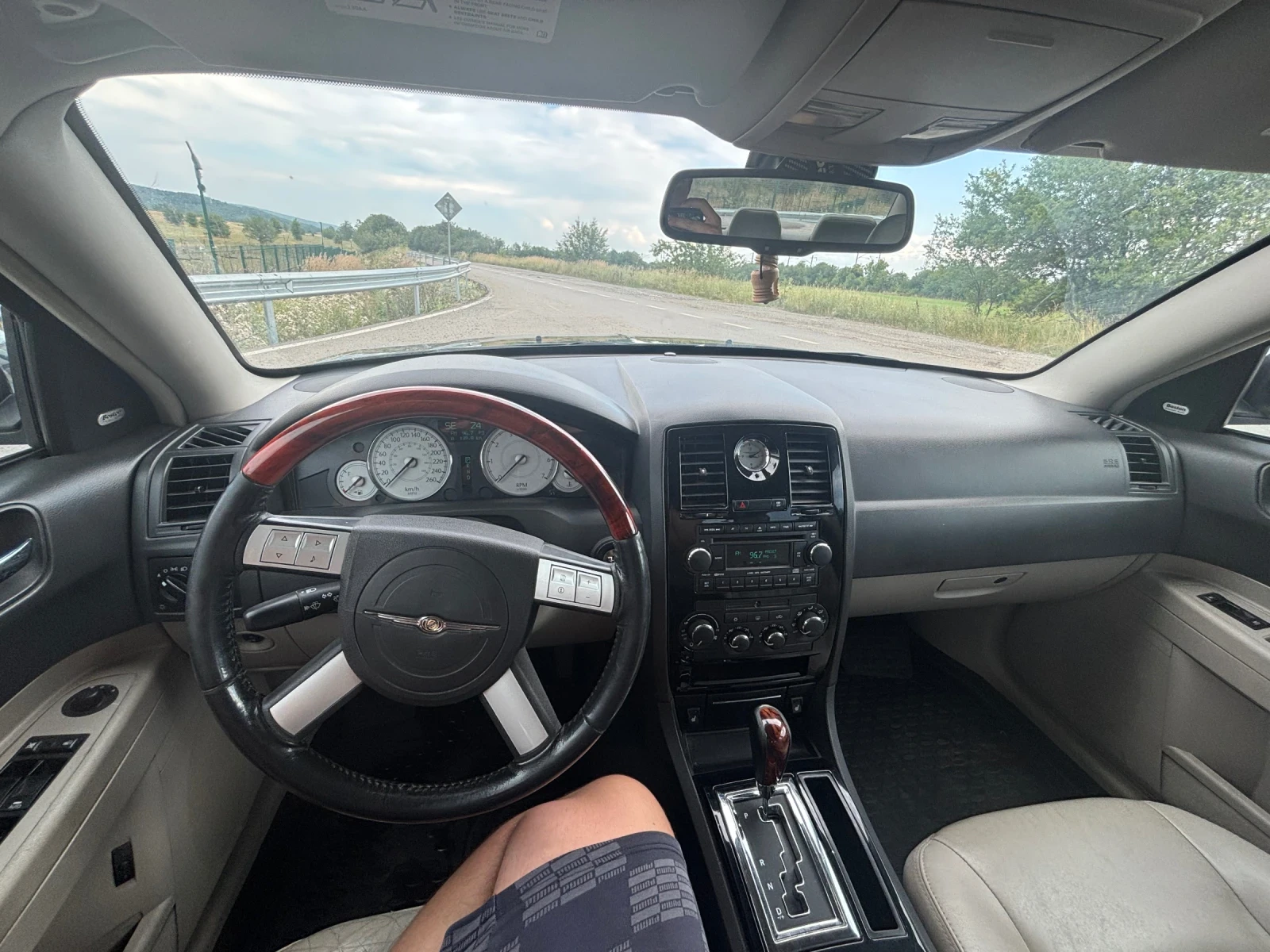 Chrysler 300c, снимка 10 - Автомобили и джипове - 55329357