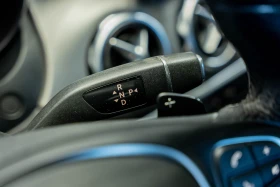 Mercedes-Benz GLA 200 D Aitomatic, снимка 11