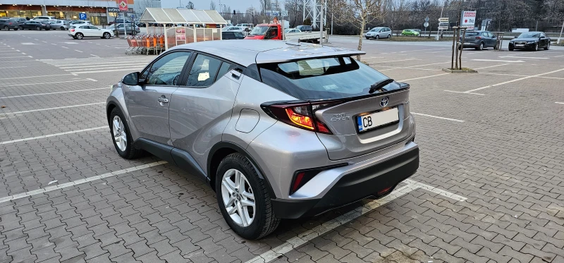 Toyota C-HR 1.8 Хибрид Първи собственик в гаранция, снимка 5 - Автомобили и джипове - 49345746