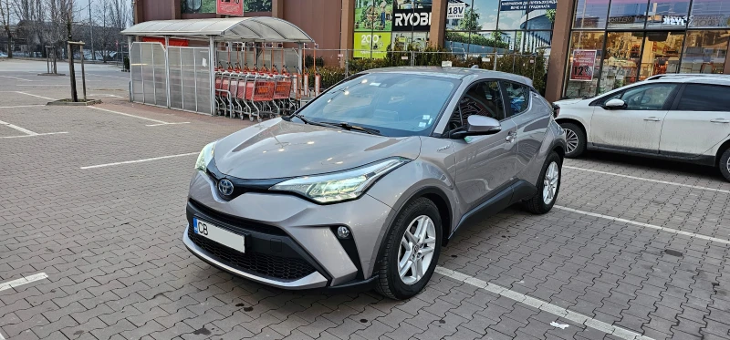 Toyota C-HR 1.8 Хибрид Първи собственик в гаранция, снимка 3 - Автомобили и джипове - 49345746