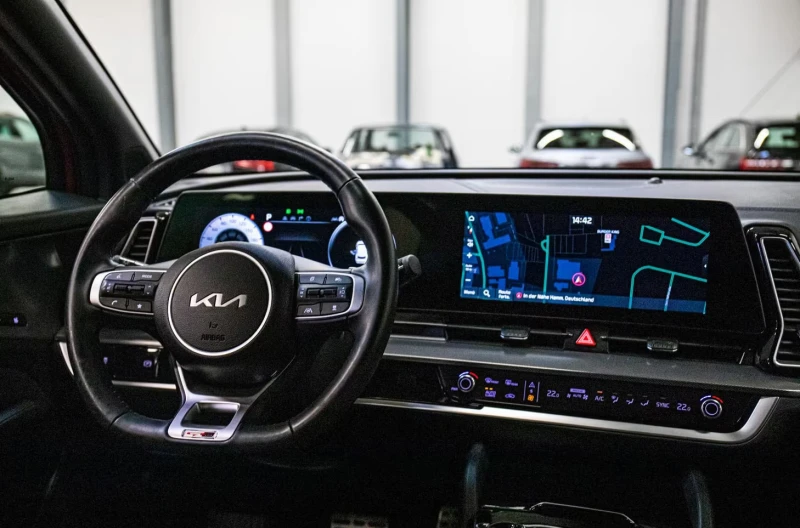 Kia Sportage GT-LINE/180HP/H&K/360/4WD/ACC/L.ASS/CARPLAY/942f, снимка 10 - Автомобили и джипове - 52561692