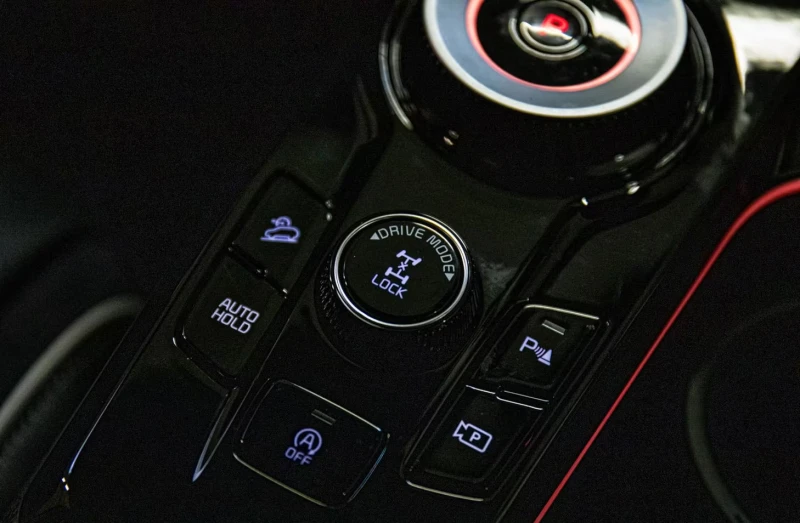 Kia Sportage GT-LINE/180HP/H&K/360/4WD/ACC/L.ASS/CARPLAY/942f, снимка 14 - Автомобили и джипове - 52561692