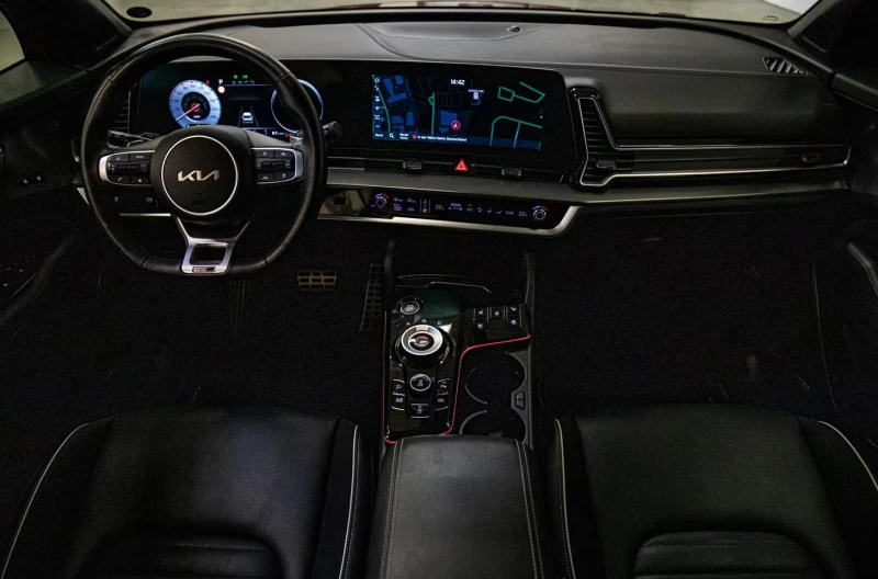 Kia Sportage GT-LINE/180HP/H&K/360/4WD/ACC/L.ASS/CARPLAY/942f, снимка 8 - Автомобили и джипове - 52561692