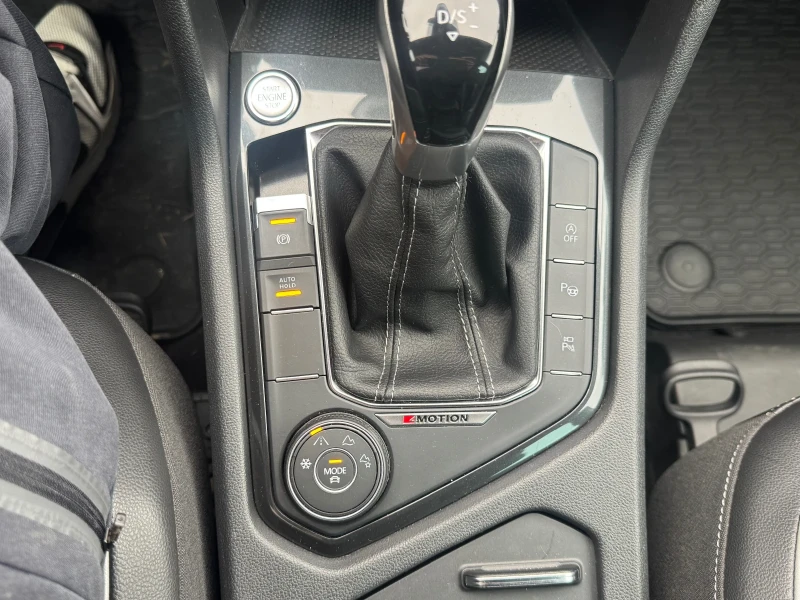 VW Tiguan, снимка 8 - Автомобили и джипове - 52923079