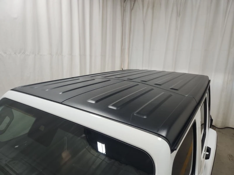 Jeep Wrangler * SAHARA * CARFAX * БЕЗ ПЪРВОНАЧАЛНА ВНОСКА, снимка 8 - Автомобили и джипове - 52929560