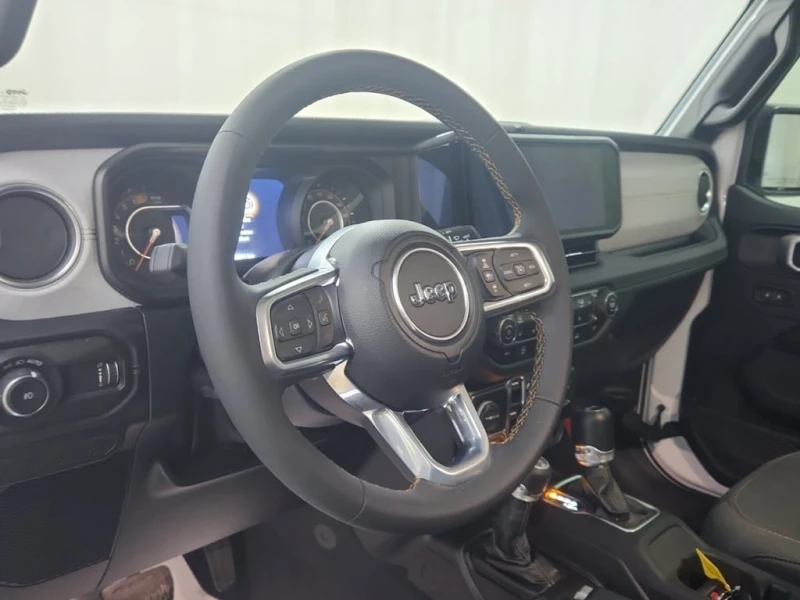 Jeep Wrangler * SAHARA * CARFAX * БЕЗ ПЪРВОНАЧАЛНА ВНОСКА, снимка 11 - Автомобили и джипове - 52929560