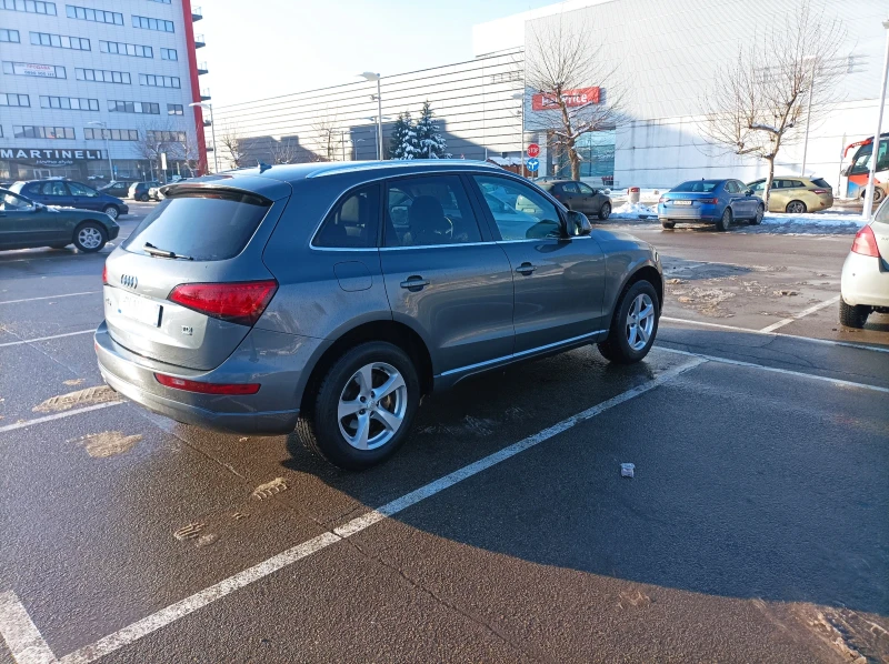 Audi Q5, снимка 2 - Автомобили и джипове - 53108451