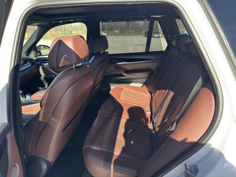 BMW X5 4.0 M-PAKET, снимка 10 - Автомобили и джипове - 53182077