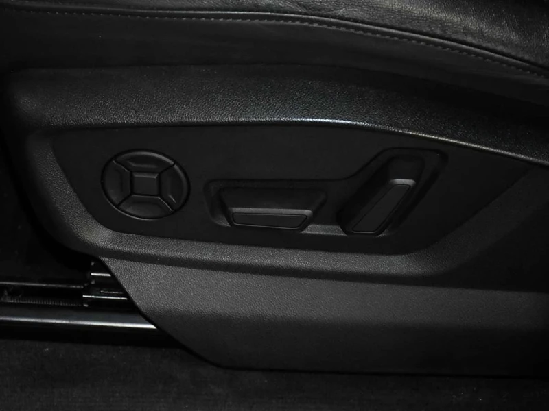 Audi Q7 * quatro Progressiv * CARFAX * ЦЕНА ДО БГ, снимка 16 - Автомобили и джипове - 53236876