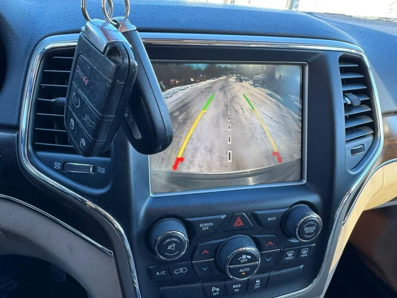 Jeep Grand cherokee, снимка 11 - Автомобили и джипове - 53345680