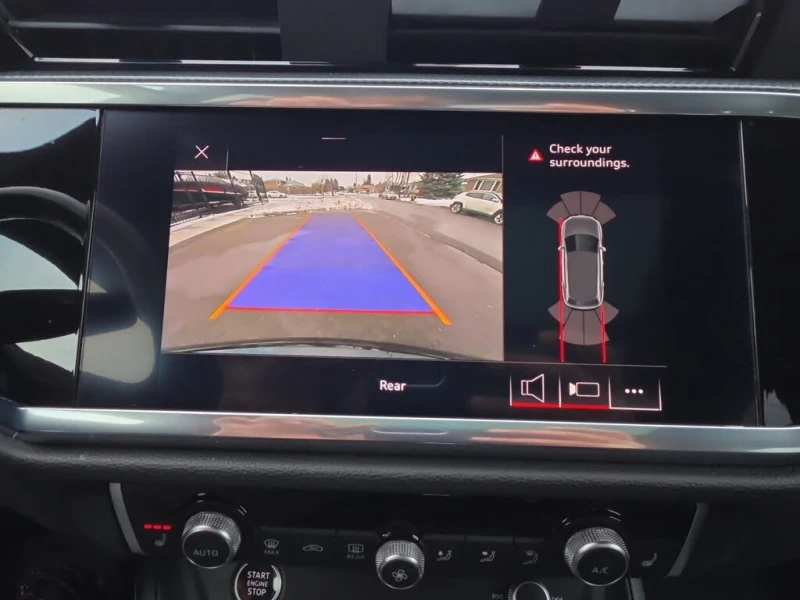 Audi Q3, снимка 10 - Автомобили и джипове - 53405499