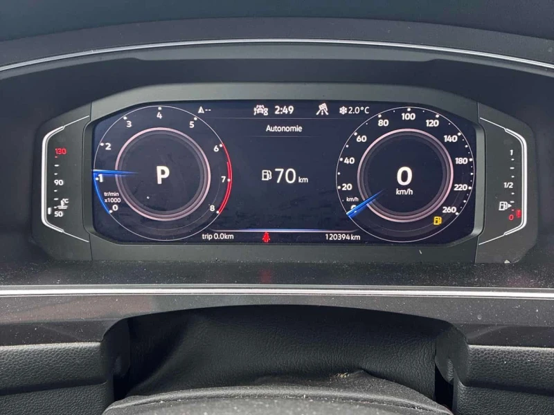 VW Tiguan Highline /CARFAX/ НАВИ/ПОДГРЕВ/КОЖА/4Х4/КЛИП, снимка 7 - Автомобили и джипове - 53569517