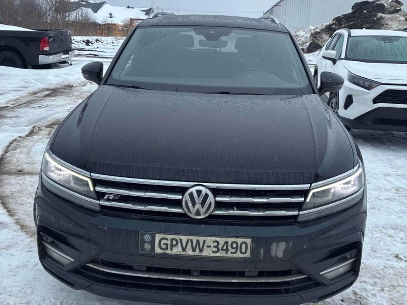VW Tiguan Highline /CARFAX/ НАВИ/ПОДГРЕВ/КОЖА/4Х4/КЛИП, снимка 2 - Автомобили и джипове - 53569517