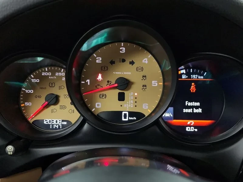 Porsche Macan 3.0 S Diesel, снимка 8 - Автомобили и джипове - 56224199