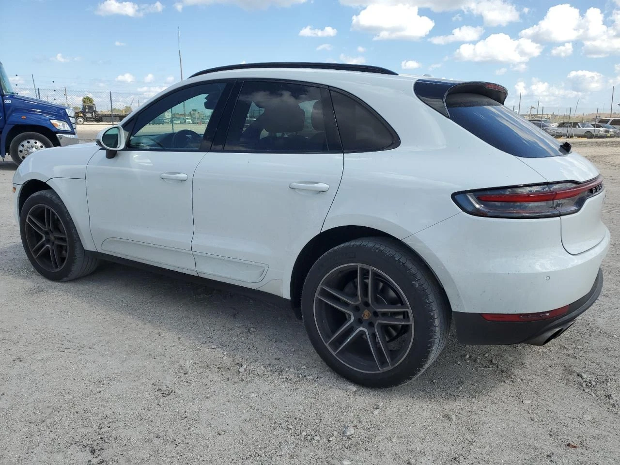 Porsche Macan S AWD * Възможност за Лизинг - изображение 2