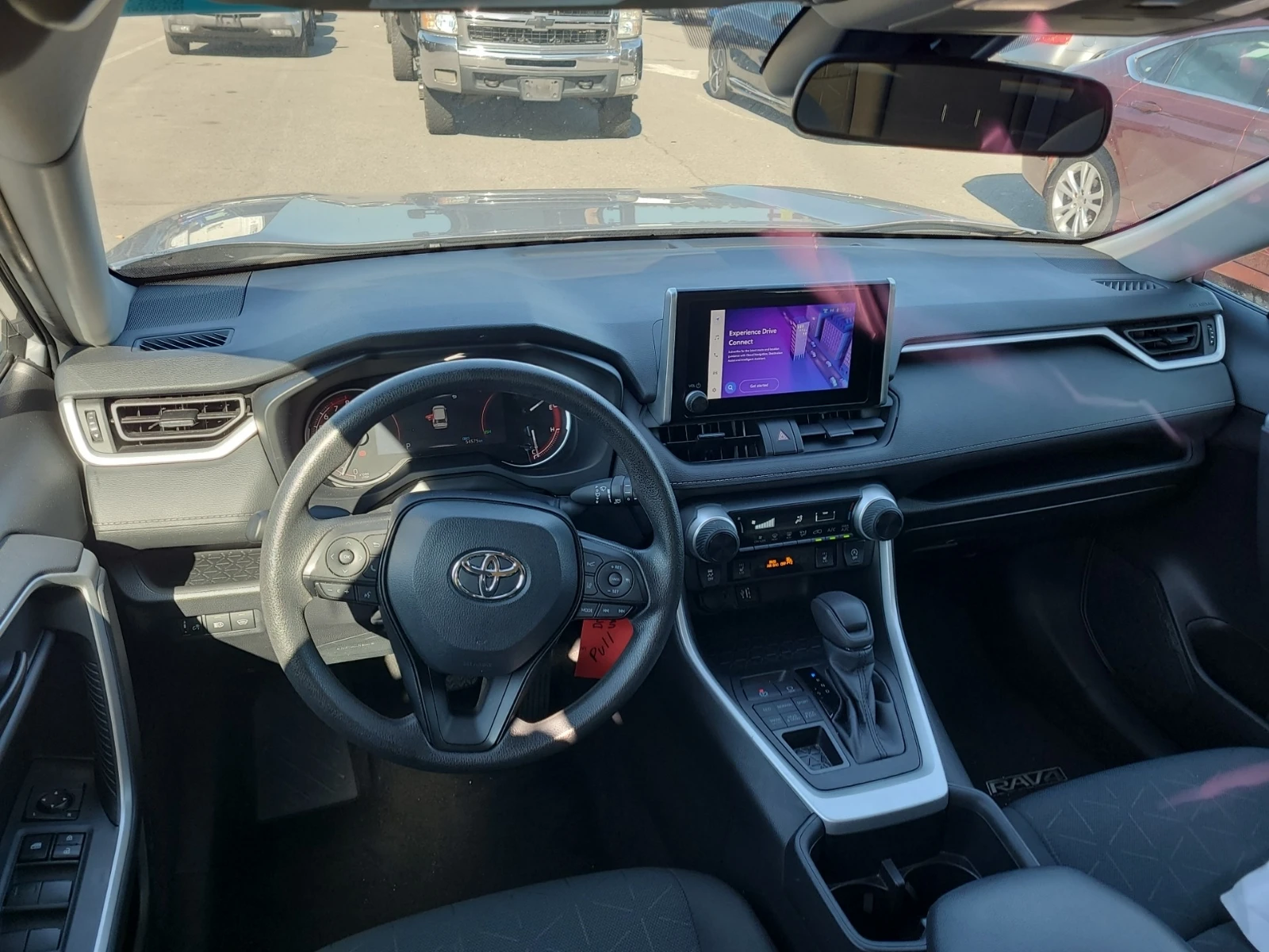 Toyota Rav4 LE  - изображение 7