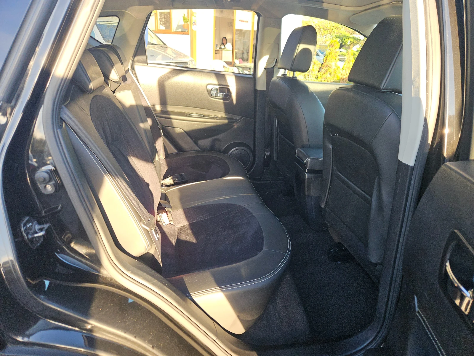 Nissan Qashqai 2.0i 4x4 | Mobile.bg   7