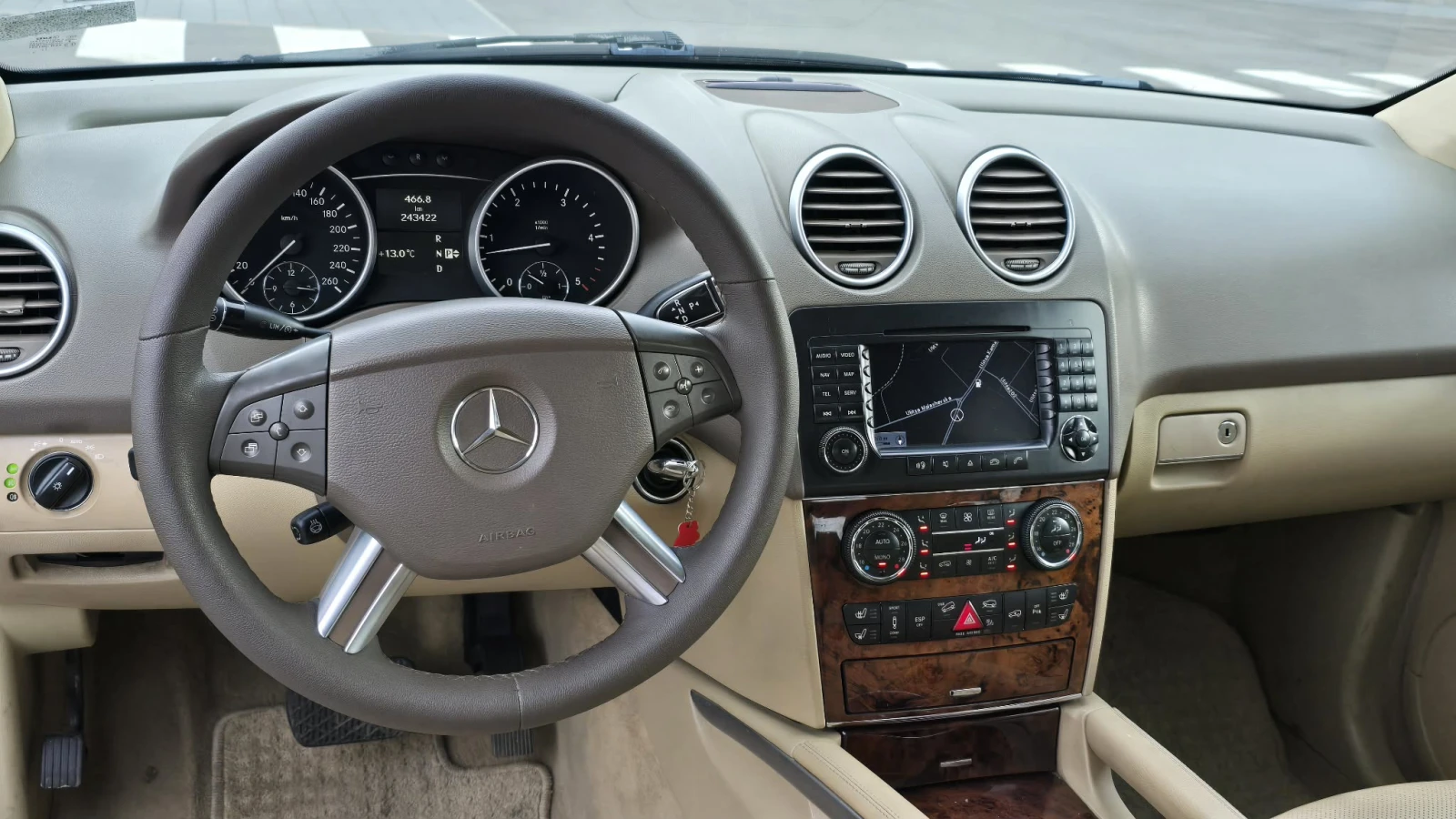 Mercedes-Benz ML 420  - изображение 9