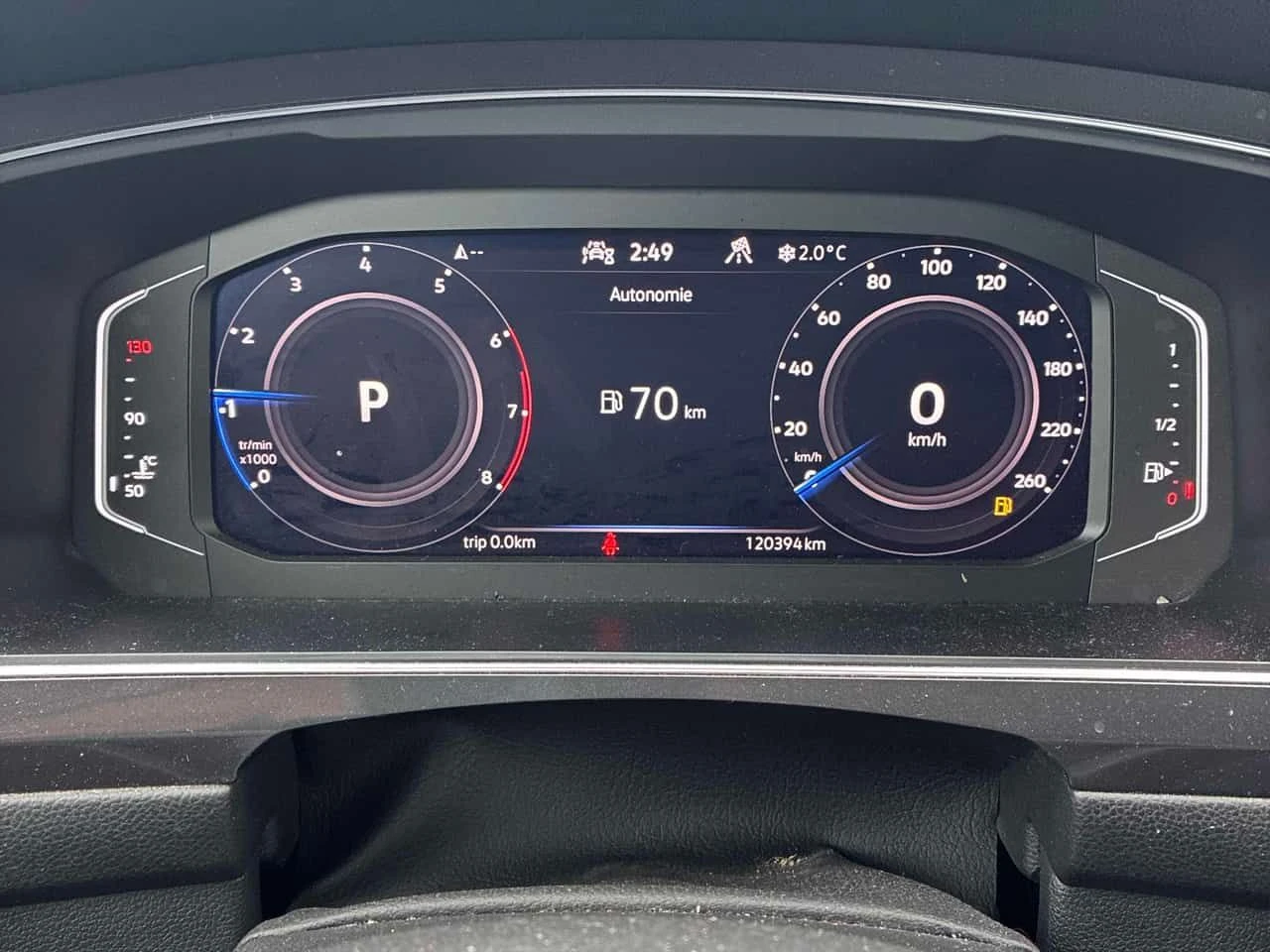 VW Tiguan Highline /CARFAX/ НАВИ/ПОДГРЕВ/КОЖА/4Х4/КЛИП - изображение 7