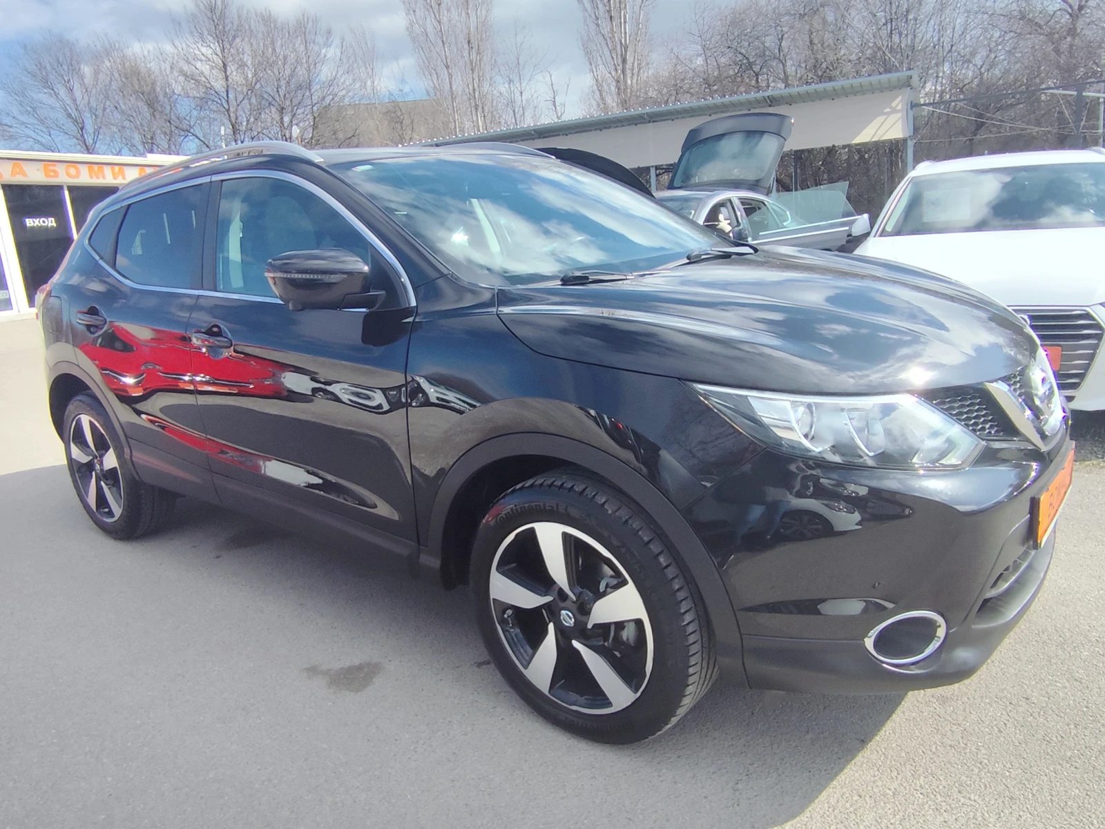Nissan Qashqai 1.2i* LED* NAVI* 360* EURO6B*  - изображение 3