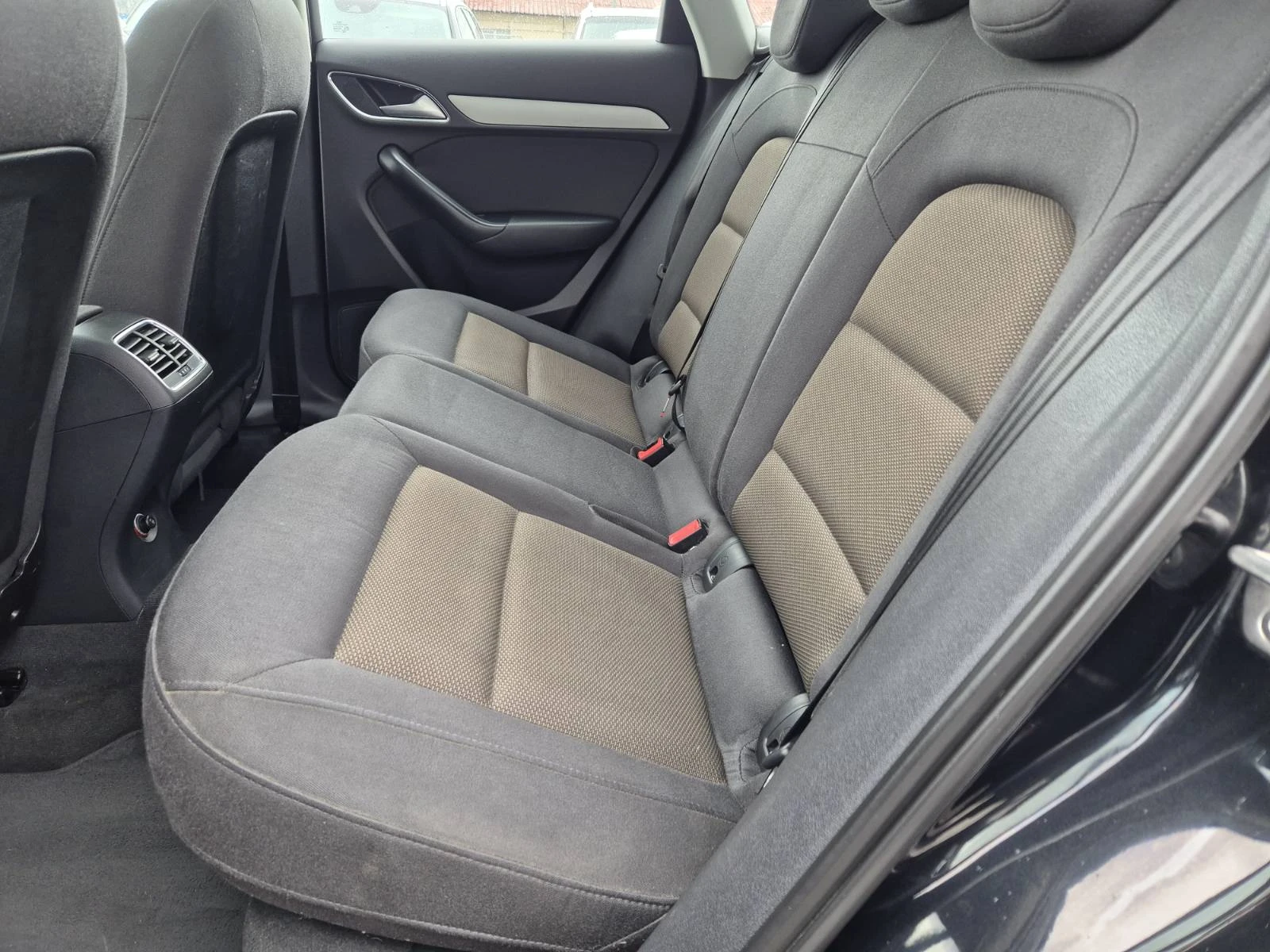 Audi Q3 2.0D-177кс-QUATTRO-ПАНОРАМА-LED, снимка 14 - Автомобили и джипове - 54057449